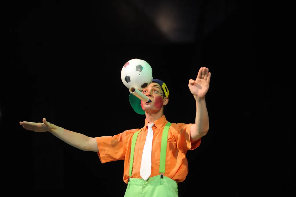 Malabares en escena (muestra)
